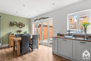 Photo 16- click for photo gallery